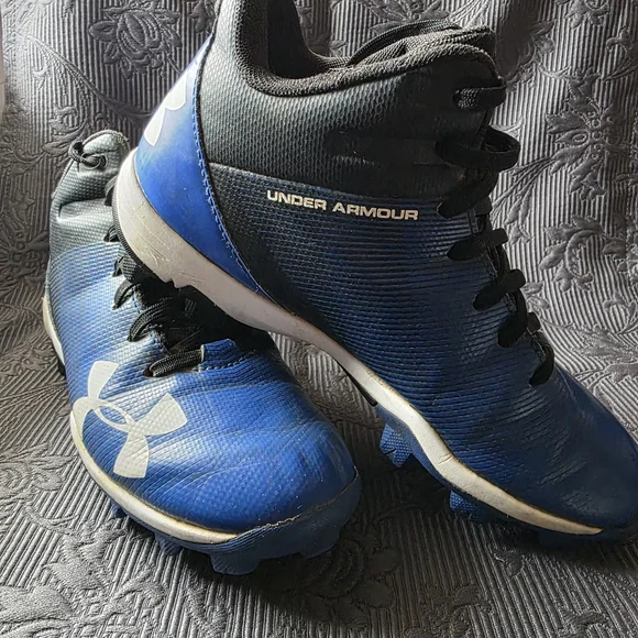 Under Armour Kids' Black and Blue Baseball Cleats - Picture 2 of 5